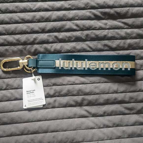 NWT Never Lost Keychain - Warp Teal/Gold/Bone - Picture 2 of 4